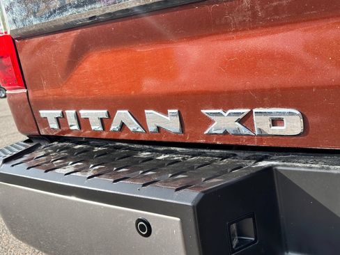 Used 2017 Nissan Titan Platinum Reserve AWD/4WD image 11