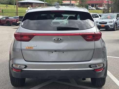 Used 2021 Kia Sportage LX image 4