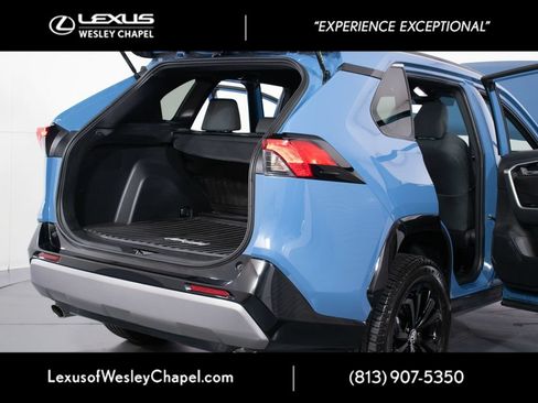 Used 2023 Toyota RAV4 SE AWD/4WD image 12