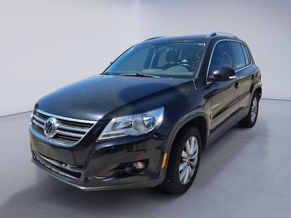 Used 2011 Volkswagen Tiguan SE