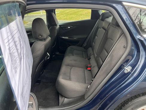 Used 2019 Chevrolet Malibu LT image 24