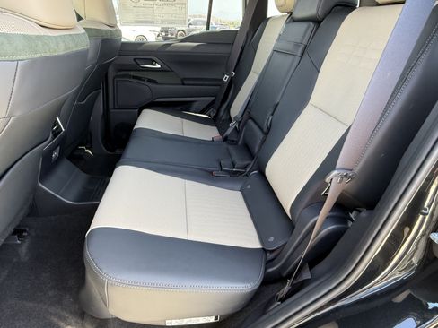New 2026 Lexus GX 550 AWD/4WD image 29