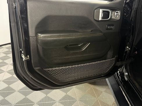 Certified 2024 Jeep Wrangler Unlimited Rubicon 392 AWD/4WD image 25