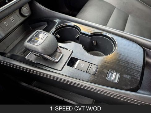 Used 2021 Nissan Rogue SL image 16