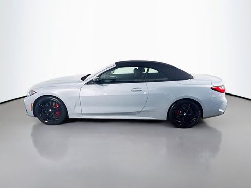 Used 2024 BMW M440i Convertible image 6