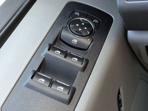 Used 2019 Ford F150 XLT image 22