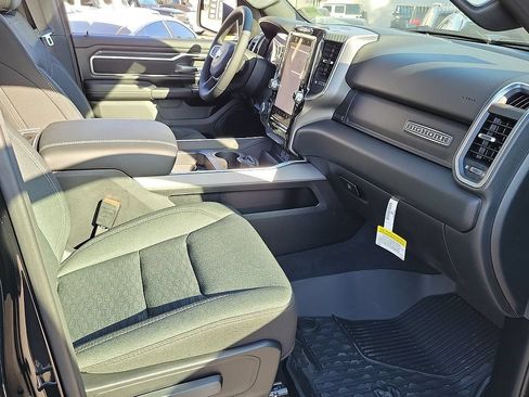 New 2025 RAM 1500 Big Horn AWD/4WD image 11