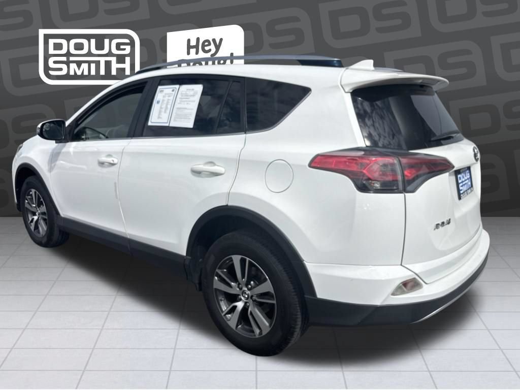 Used 2017 Toyota RAV4 XLE w/ Carpet Mat Package AWD/4WD image 2