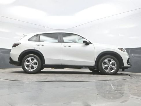 Used 2024 Honda HR-V LX image 44