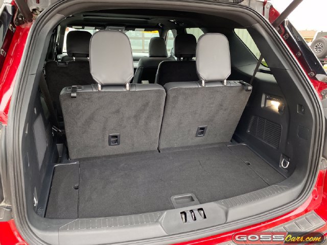 Used 2025 Ford Explorer ST AWD/4WD image 10