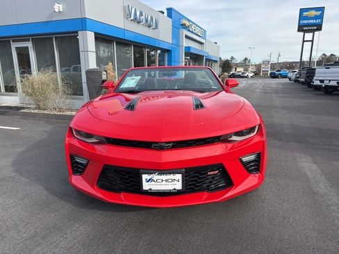 Used 2017 Chevrolet Camaro SS image 8