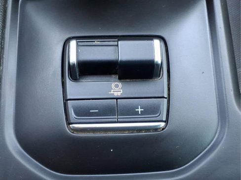 Used 2022 GMC Sierra 1500 AT4 w/ AT4 Preferred Package image 14