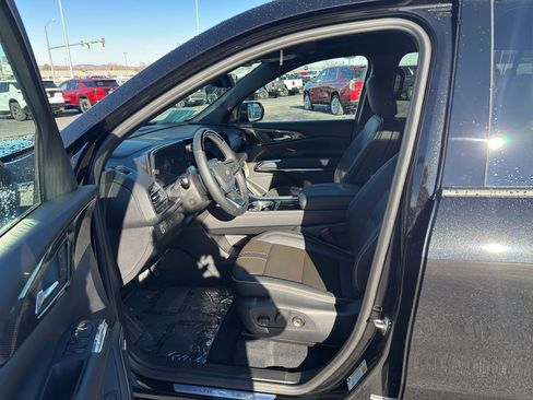 New 2026 Chevrolet Traverse High Country image 9