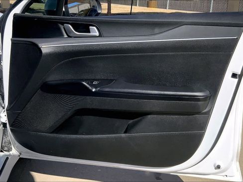 Used 2023 Kia K5 LXS image 22