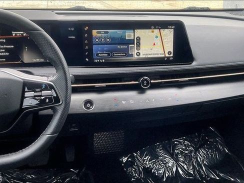 Used 2023 Nissan Ariya AWD image 6