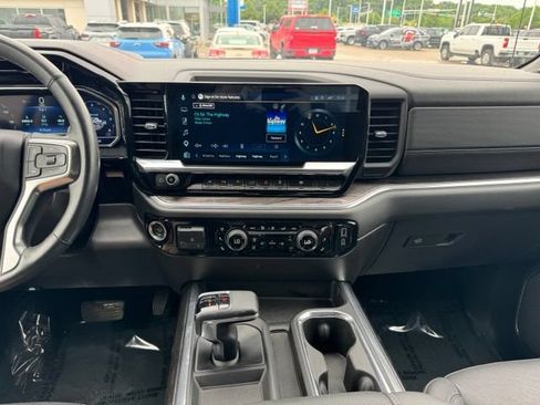 Certified 2023 Chevrolet Silverado 1500 LTZ AWD/4WD image 2