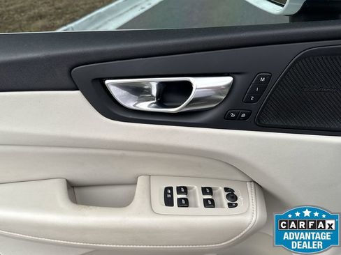 Used 2021 Volvo XC60 T5 Inscription w/ Protection Package Premier image 14