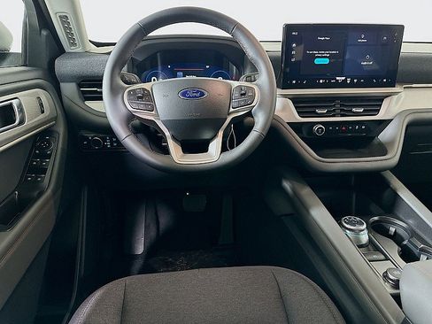 New 2026 Ford Explorer Active image 11