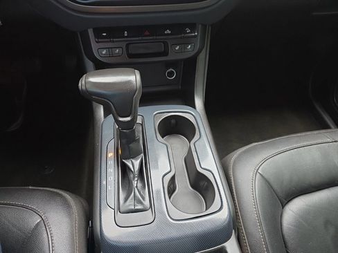 Used 2018 Chevrolet Colorado Z71 AWD/4WD image 16