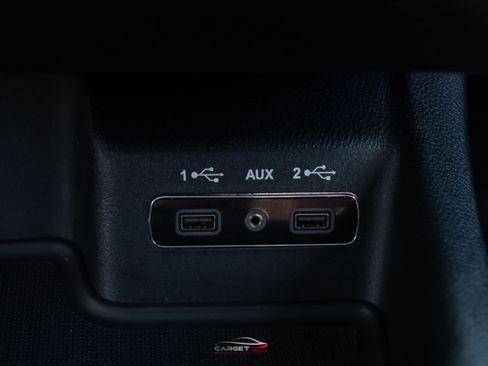 Used 2018 Dodge Durango SRT w/ Technology Group AWD/4WD image 36