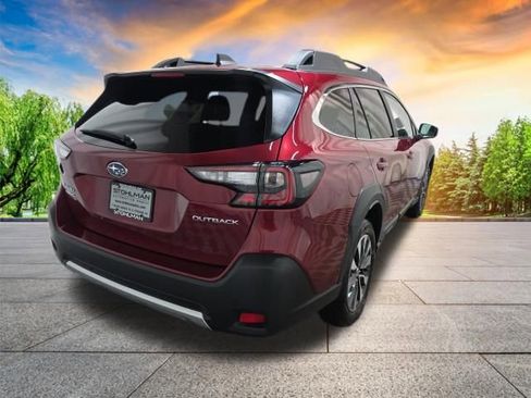 Certified 2025 Subaru Outback Limited AWD/4WD image 4