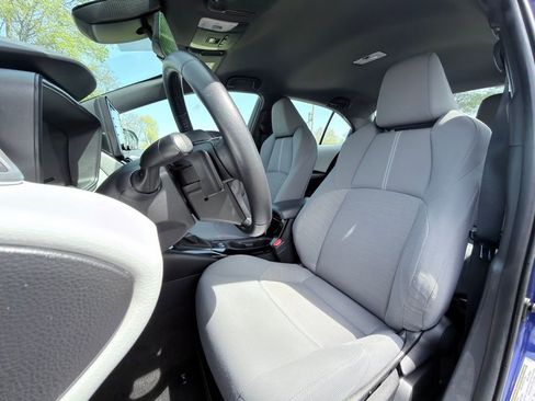 Used 2022 Toyota Corolla SE w/ Carpet Mat Package (TMS) FWD image 12