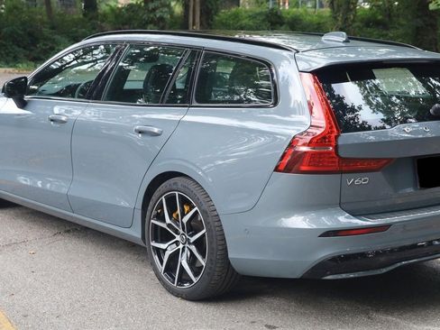 Used 2023 Volvo V60 T8 Polestar image 7