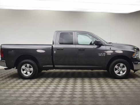 Used 2018 RAM 1500 ST w/ SXT Appearance Group image 12