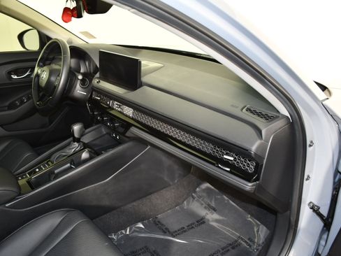 Used 2025 Honda Accord EX-L image 38