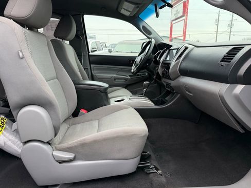 Used 2014 Toyota Tacoma 2WD Access Cab w/ SR5 Package image 18