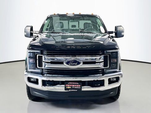 Used 2019 Ford F250 XLT w/ XLT Value Package AWD/4WD image 4