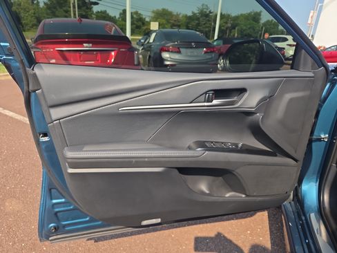 Certified 2025 Toyota Camry XSE FWD image 14