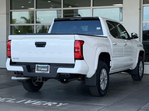 New 2026 Toyota Tacoma SR5 AWD/4WD image 13