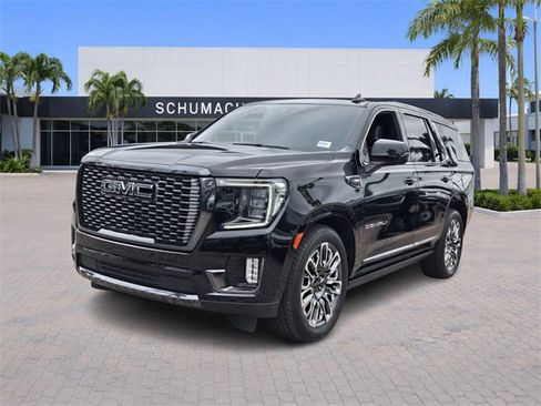 Used 2024 GMC Yukon Denali Ultimate image 3