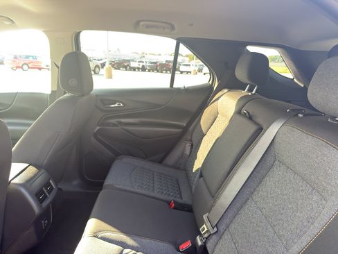 Certified 2024 Chevrolet Equinox LT AWD/4WD image 32