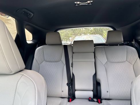 Used 2025 Lexus RX 350 Premium Plus FWD image 16