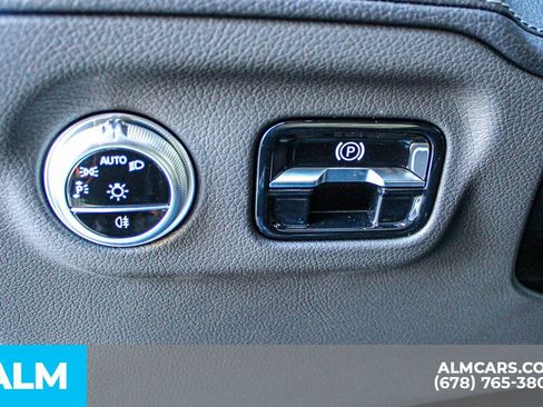 Used 2024 Mercedes-Benz EQS 580 4MATIC Sedan image 30