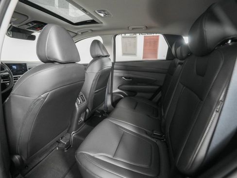 Used 2025 Hyundai Tucson SEL AWD/4WD image 13