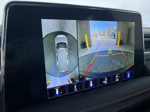 Certified 2024 GMC Yukon AT4 w/ AT4 Premium Plus Package image 6