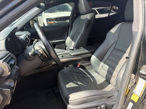 Used 2020 Lexus IS 350 F Sport w/ F Sport Package RWD image 15