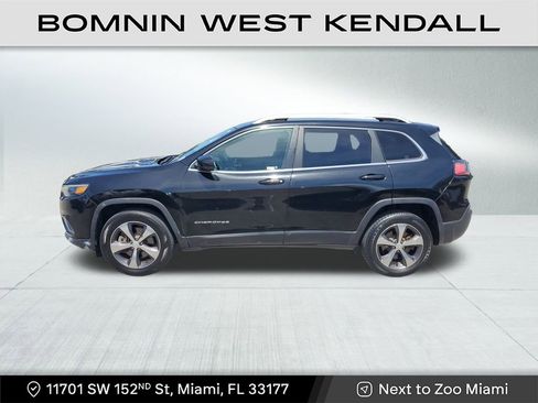 Used 2019 Jeep Cherokee Limited w/ Luxury Group image 4