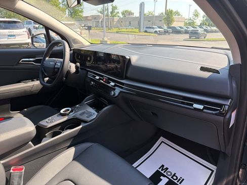 New 2026 Kia Sportage EX AWD/4WD image 12