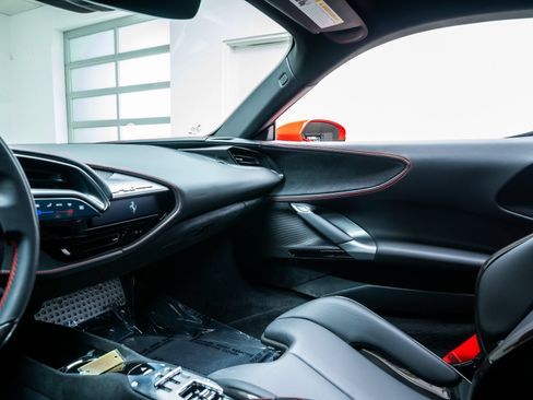 Used 2022 Ferrari SF90 Stradale AWD/4WD image 14