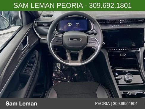 New 2026 Jeep Grand Cherokee Altitude AWD/4WD image 22