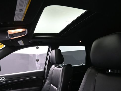 Used 2020 Jeep Grand Cherokee Limited image 18