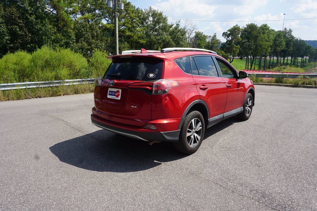 Used 2016 Toyota RAV4 XLE FWD image 22