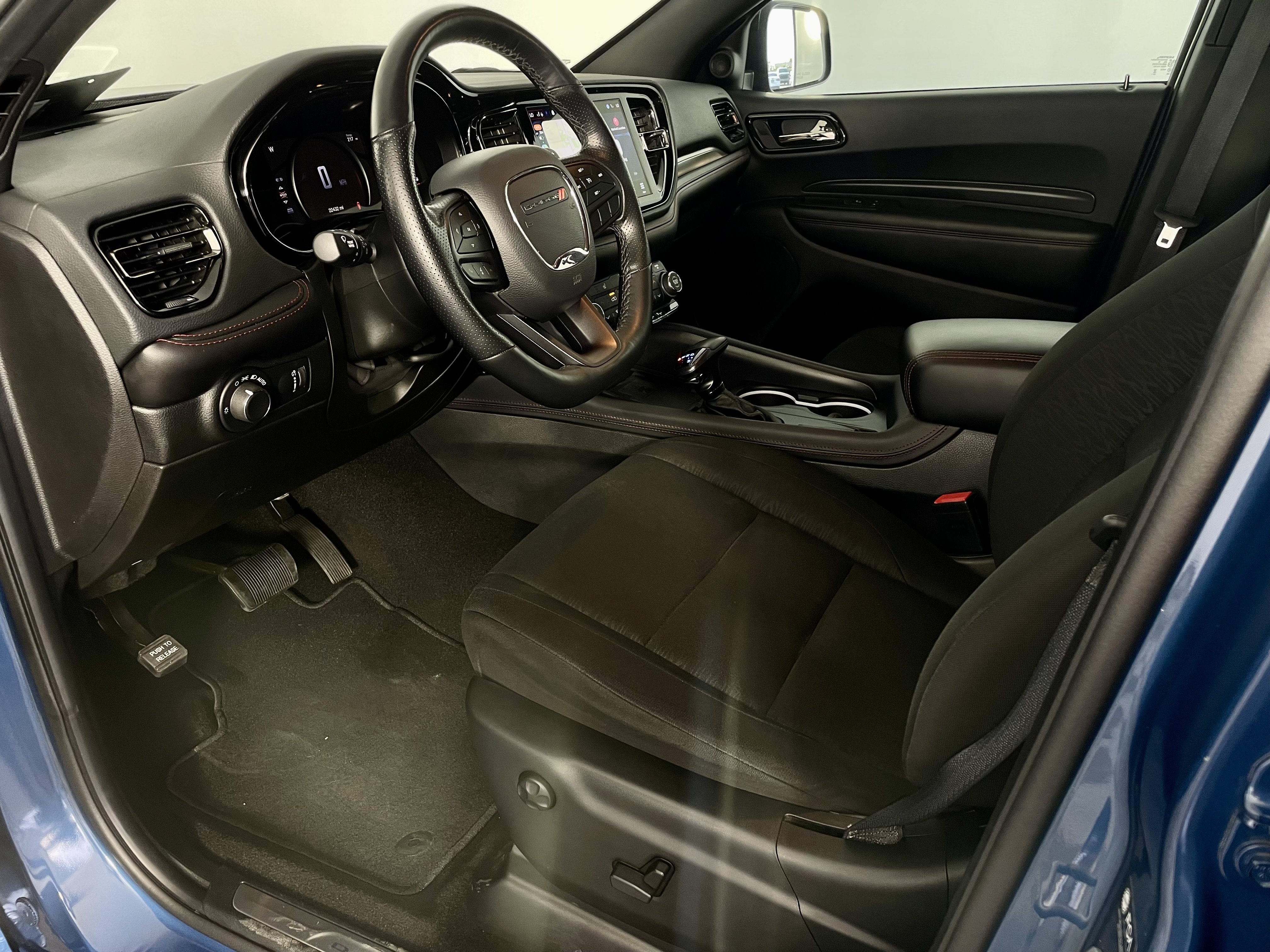 Certified 2023 Dodge Durango R/T w/ Blacktop Package AWD/4WD image 8