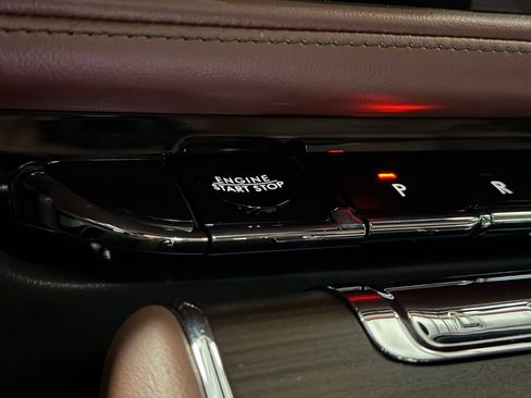 Used 2025 Lincoln Aviator Reserve w/ Equipment Group 201A image 22