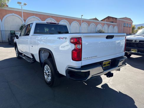 Used 2024 Chevrolet Silverado 2500 LT image 6