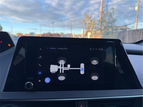 Used 2023 Toyota Prius LE image 18